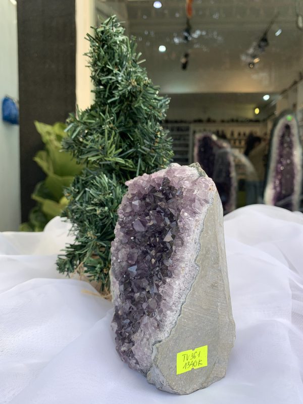 HỐC THẠCH ANH TÍM NHỎ – SMALL AMETHYST GEODE (TV361), KL: 1.336KG, KT: 4×10 CM