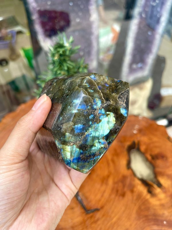 ĐÁ XÀ CỪ - HẮC NGUYỆT QUANG - Labradorite