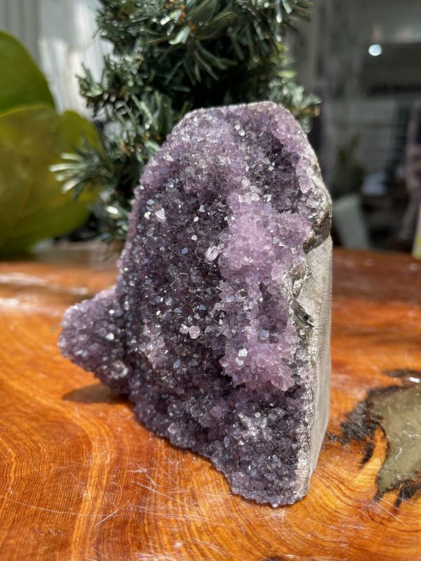 HỐC THẠCH ANH TÍM NHỎ – SMALL AMETHYST GEODE (TV275), KL: 0.792 KG, KT: 11×10 CM