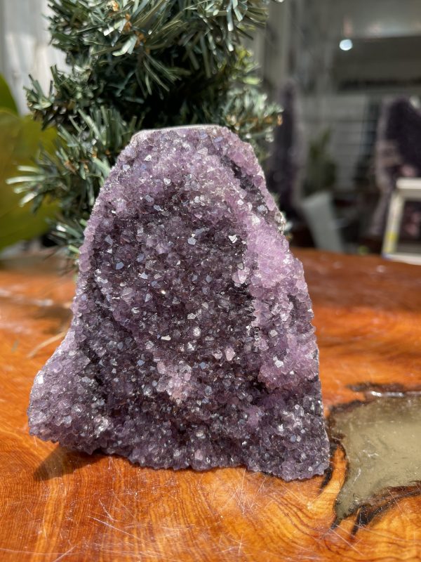 HỐC THẠCH ANH TÍM NHỎ – SMALL AMETHYST GEODE (TV275), KL: 0.792 KG, KT: 11×10 CM