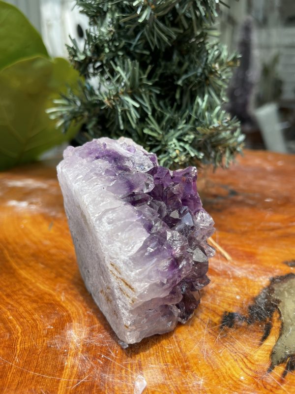 HỐC THẠCH ANH TÍM NHỎ – SMALL AMETHYST GEODE (TV247), KL: 0.52KG, KT: 8×8.6 CM