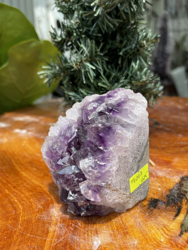 HỐC THẠCH ANH TÍM NHỎ – SMALL AMETHYST GEODE (TV247), KL: 0.52KG, KT: 8×8.6 CM