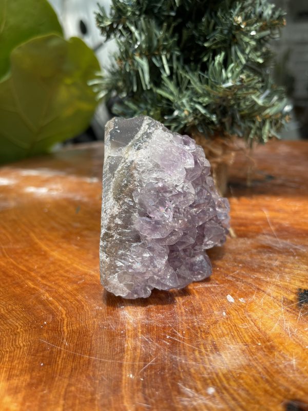 HỐC THẠCH ANH TÍM NHỎ – SMALL AMETHYST GEODE (TV278), KL: 0.304KG, KT: 7×8 CM