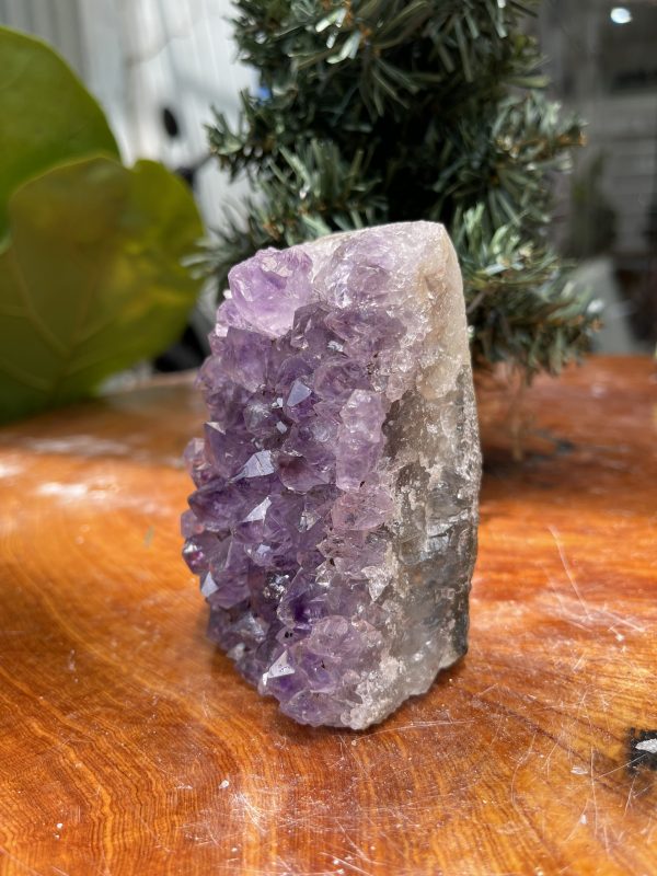 HỐC THẠCH ANH TÍM NHỎ – SMALL AMETHYST GEODE (TV269), KL: 0.518KG, KT: 10×6 CM