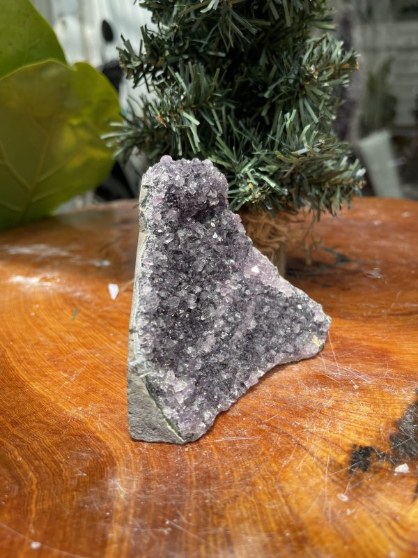 HỐC THẠCH ANH TÍM NHỎ – SMALL AMETHYST GEODE (TV279), KL: 0.374KG, KT: 9×10 CM