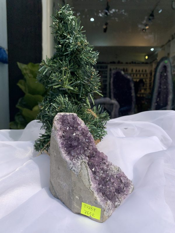 HỐC THẠCH ANH TÍM NHỎ – SMALL AMETHYST GEODE (TV257), KL: 0.764KG, KT: 13x8CM