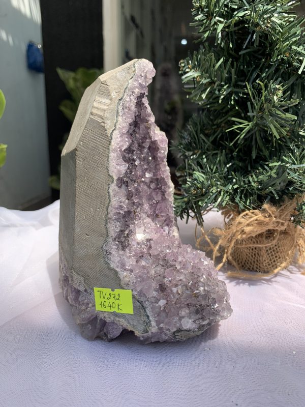 HỐC THẠCH ANH TÍM NHỎ – SMALL AMETHYST GEODE (TV272), KL: 1.64 KG, KT: 15x12 CM