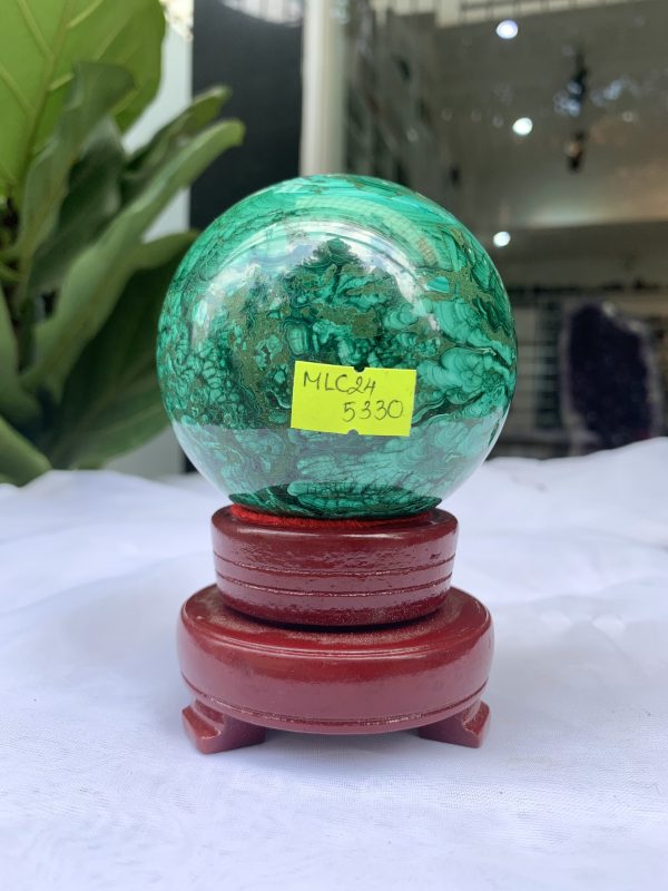 Bi cầu đá Lông Công – Đá Khổng Tước – Malachite Sphere, ĐK: 7.8 CM, KL: 0.888 KG (MLC24)