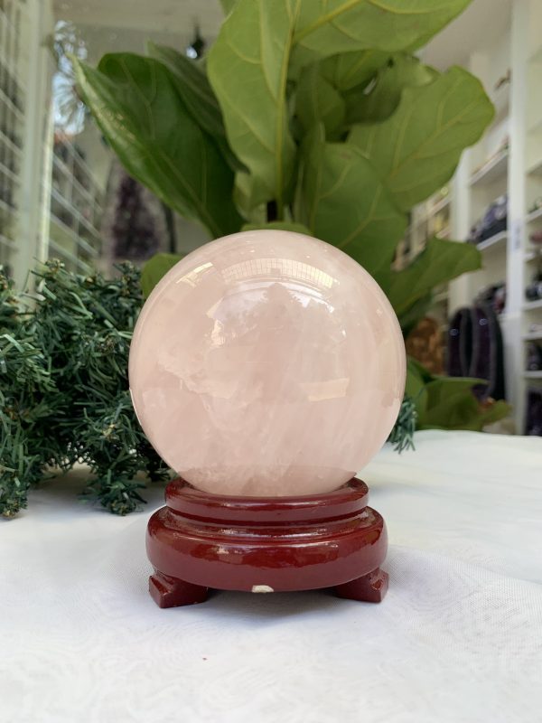 Bi cầu Thạch Anh Hồng – Rose Quartz Sphere (BH95), ĐK: 8,7 CM, KL: 0,945KG