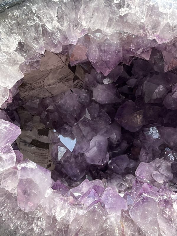 Túi Tiền - Ổ Tụ Tài Thạch Anh Tím - Amethyst (TTA03), KT: 26x20x18 CM, KL : 8.5kg