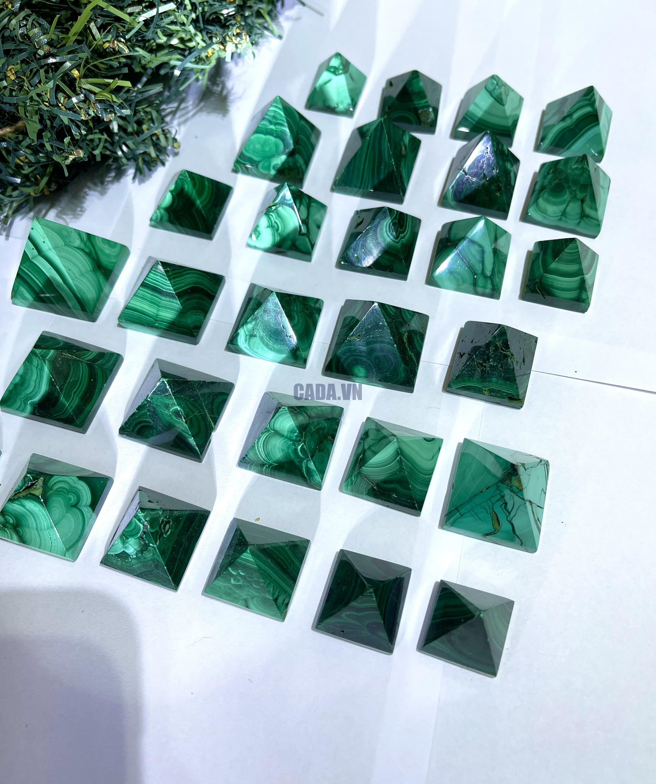 MALACHITE PYRAMID | KIM TỰ THÁP ĐÁ LÔNG CÔNG | CADA.VN