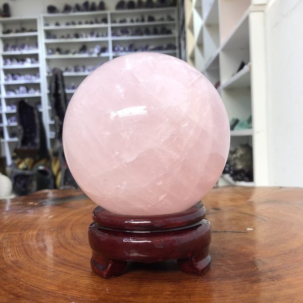 Bi cầu Thạch Anh Hồng – Rose Quartz Sphere (BH149), ĐK: 10,19CM, KL: 1,445 KG