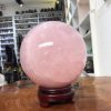 Bi cầu Thạch Anh Hồng – Rose Quartz Sphere (BH145), ĐK: 13,69 CM, KL: 3,435 KG