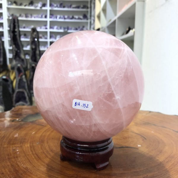 Bi cầu Thạch Anh Hồng – Rose Quartz Sphere (BH132), ĐK: 14,97 CM, KL: 4,4 KG