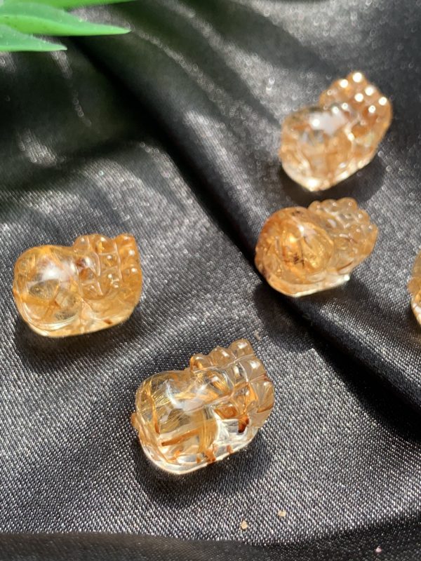 Tỳ Hưu Thạch Anh Tóc Vàng - Yellow Rutiled Quartz Pixiu