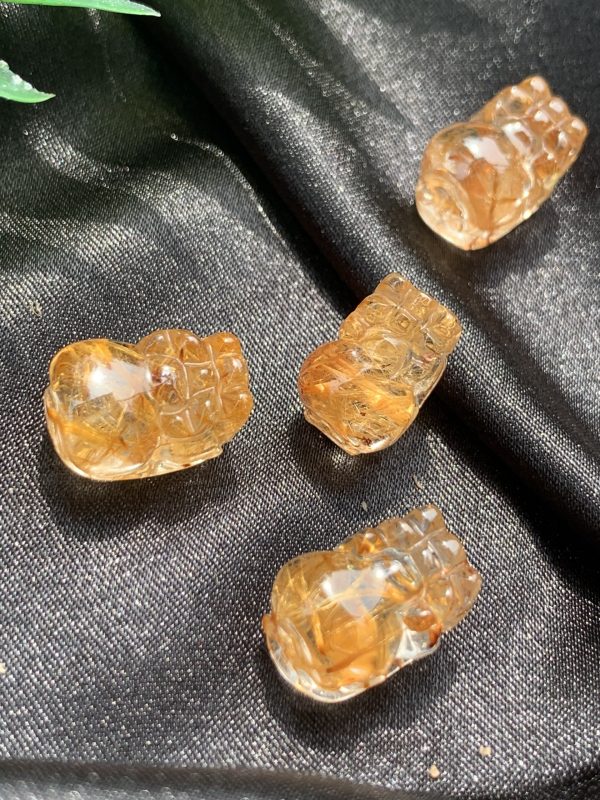 Tỳ Hưu Thạch Anh Tóc Vàng - Yellow Rutiled Quartz Pixiu