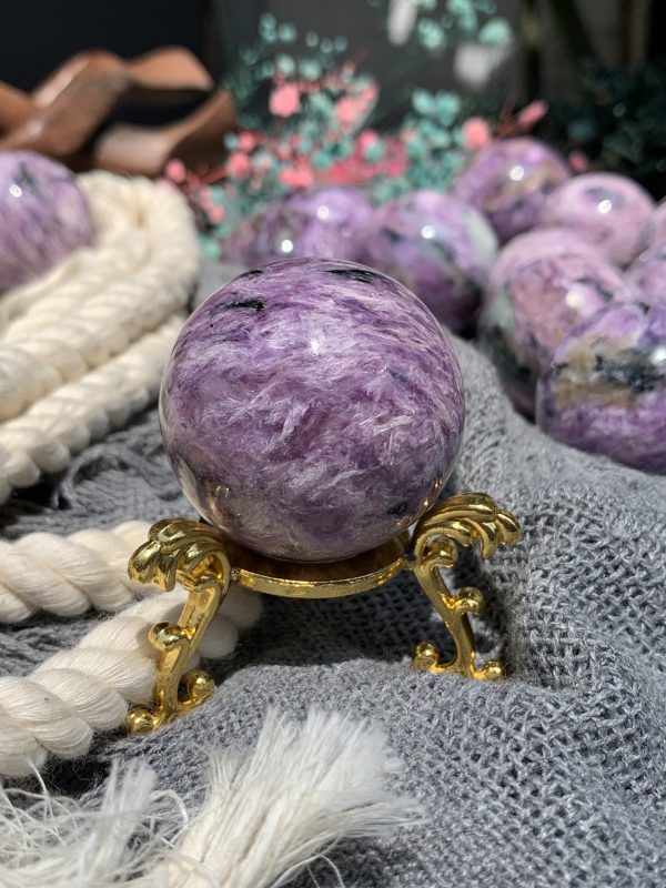 Charoite Sphere | Đá trang trí, sưu tầm, healing | CADA DECOR