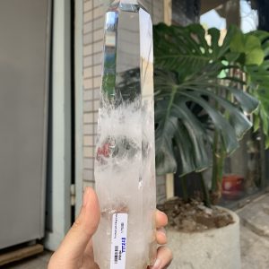 Trụ Thạch Anh Trắng trong – Clear Quartz Point, KL: 590GRAM (TTT228)