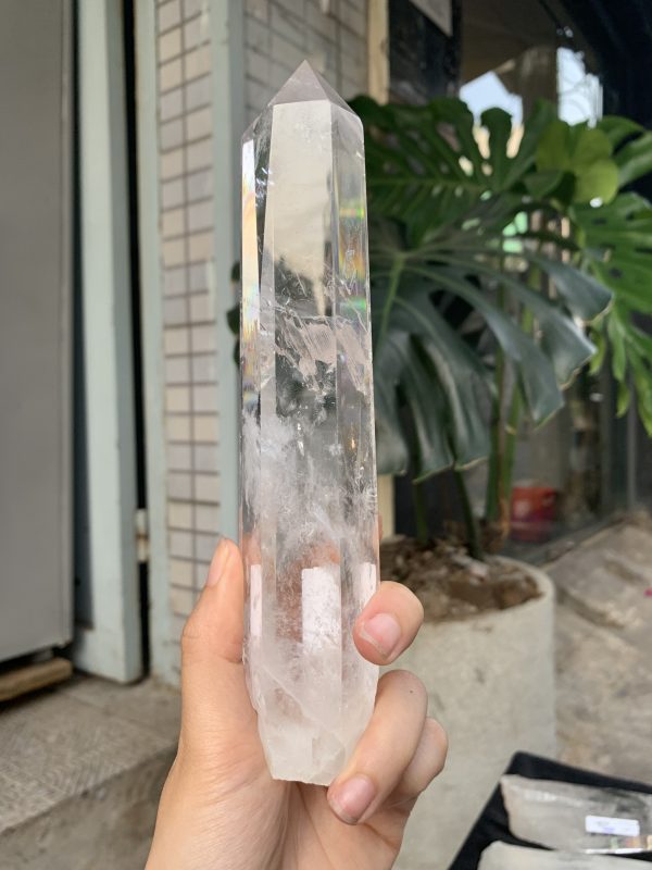 Trụ Thạch Anh Trắng trong – Clear Quartz Point, KL: 404GRAM (TTT226)