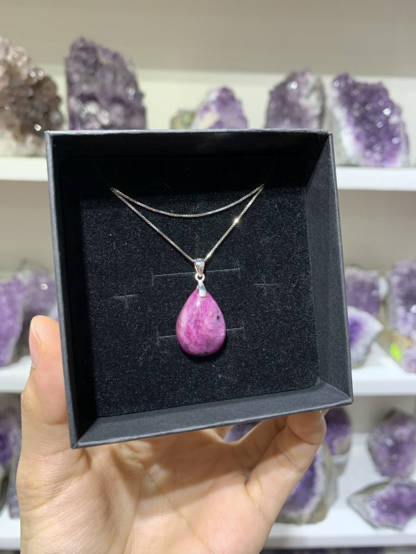 Dây chuyền bạc Ruby in Zoisite | CADA DECOR