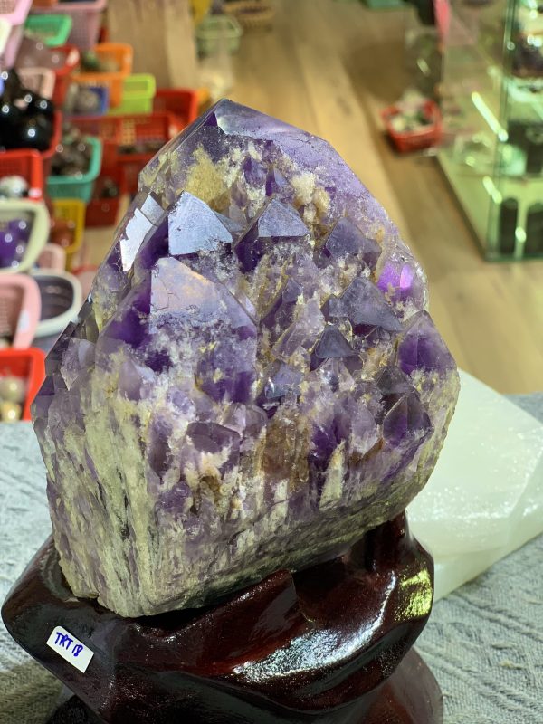 Thạch Anh Tím biến thể tháp – BAHIA AMETHYST BOUQUET (TRT18)