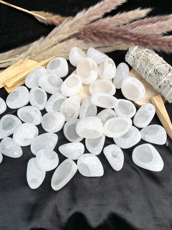 Seer stone clear quartz | CADA DECOR