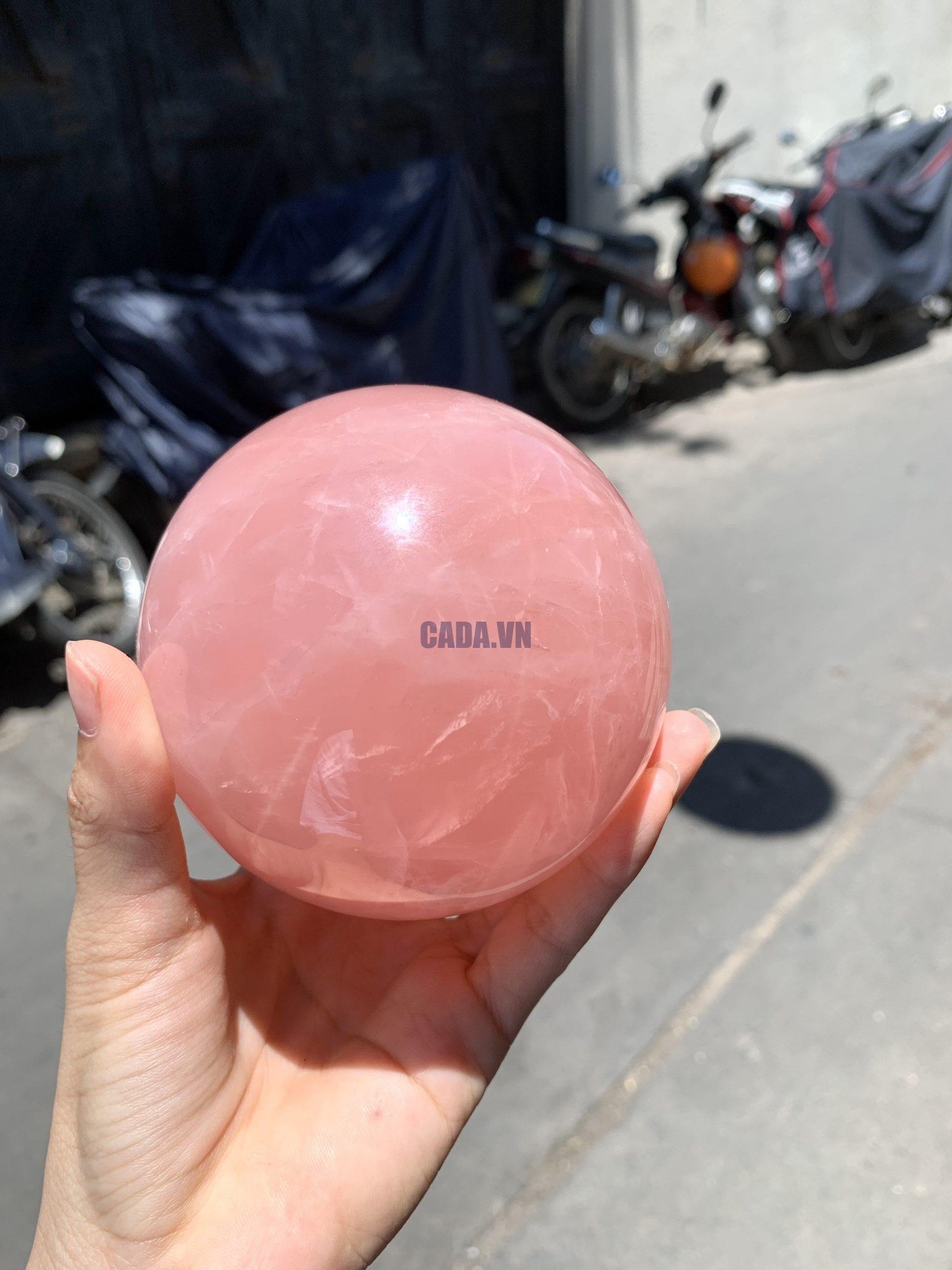 Bi cầu Thạch Anh Hồng sao – Rose Quartz Sphere (BH224), ĐK: 8,8CM, KL: 1,036KG