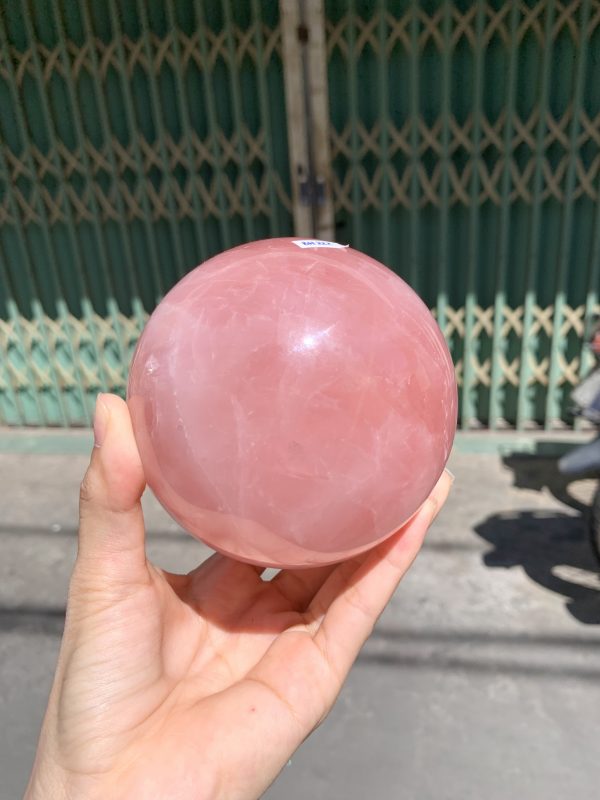 Bi cầu Thạch Anh Hồng sao – Rose Quartz Sphere (BH222), ĐK: 9,2CM, KL: 1,138KG