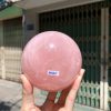 Bi cầu Thạch Anh Hồng sao – Rose Quartz Sphere (BH222), ĐK: 9,2CM, KL: 1,138KG