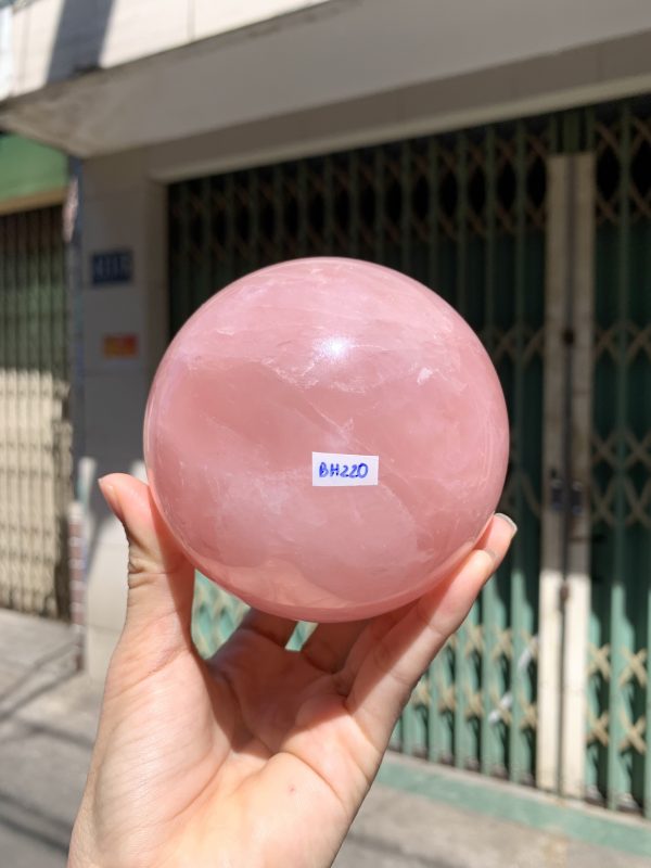 Bi cầu Thạch Anh Hồng sao – Rose Quartz Sphere (BH220), ĐK: 9,1CM, KL: 1,106KG