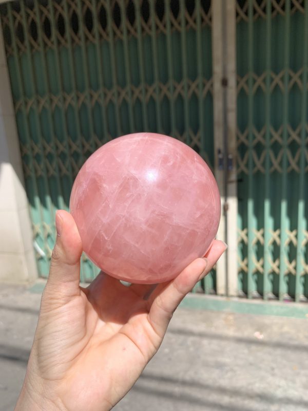 Bi cầu Thạch Anh Hồng sao – Rose Quartz Sphere (BH220), ĐK: 9,1CM, KL: 1,106KG