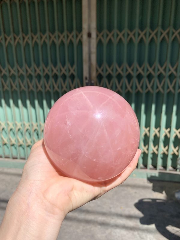 Bi cầu Thạch Anh Hồng sao – Rose Quartz Sphere (BH221), ĐK: 9,6CM, KL: 1,328KG