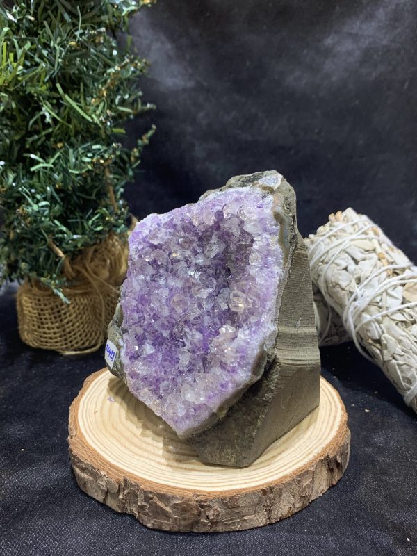 HỐC THẠCH ANH TÍM NHỎ – SMALL AMETHYST GEODE (TV429), KL: 0,686KG, KT: 8*9,5CM