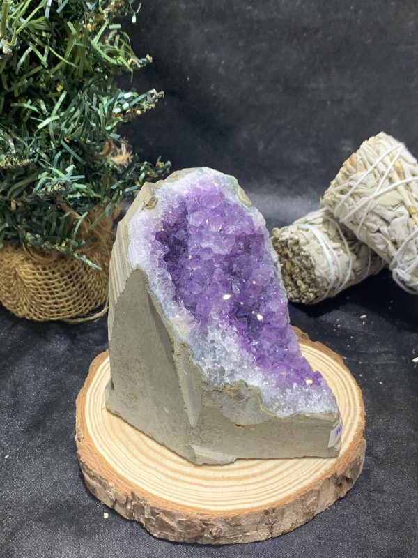 HỐC THẠCH ANH TÍM NHỎ – SMALL AMETHYST GEODE (TV428), KL: 0,508KG, KT: 5,6*8,3CM