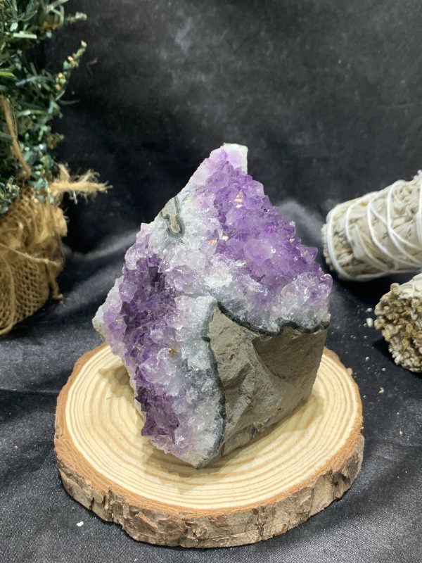 HỐC THẠCH ANH TÍM NHỎ – SMALL AMETHYST GEODE (TV424), KL: 0,582KG, KT: 7,5*9CM