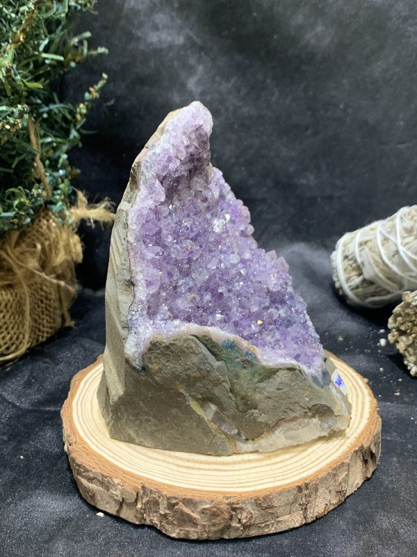 HỐC THẠCH ANH TÍM NHỎ – SMALL AMETHYST GEODE (TV419), KL: 0,694KG, KT: 9,5*11,5CM