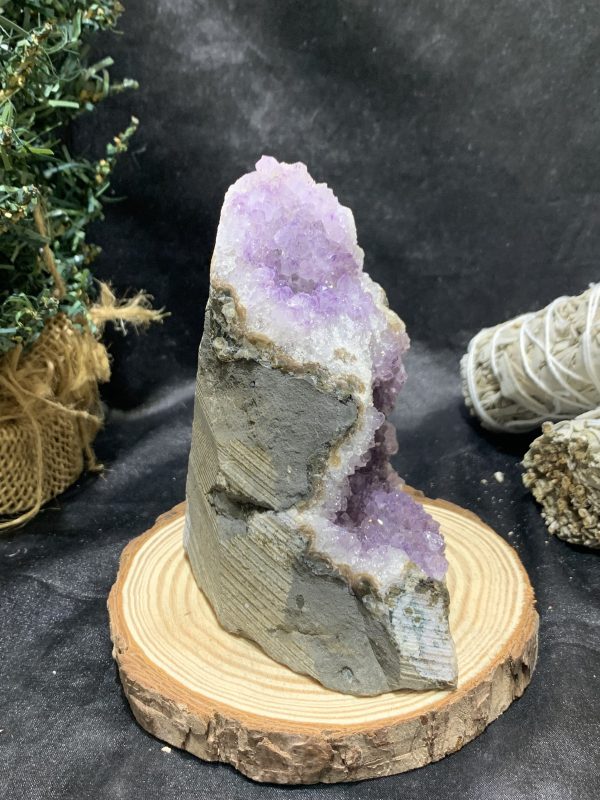 HỐC THẠCH ANH TÍM NHỎ – SMALL AMETHYST GEODE (TV422), KL: 0,574KG, KT: 9,5*10,7CM