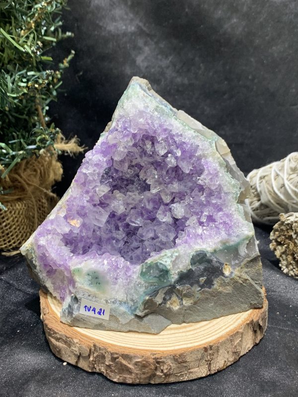 HỐC THẠCH ANH TÍM NHỎ – SMALL AMETHYST GEODE (TV421), KL: 0,714KG, KT: 11,4*11,5CM