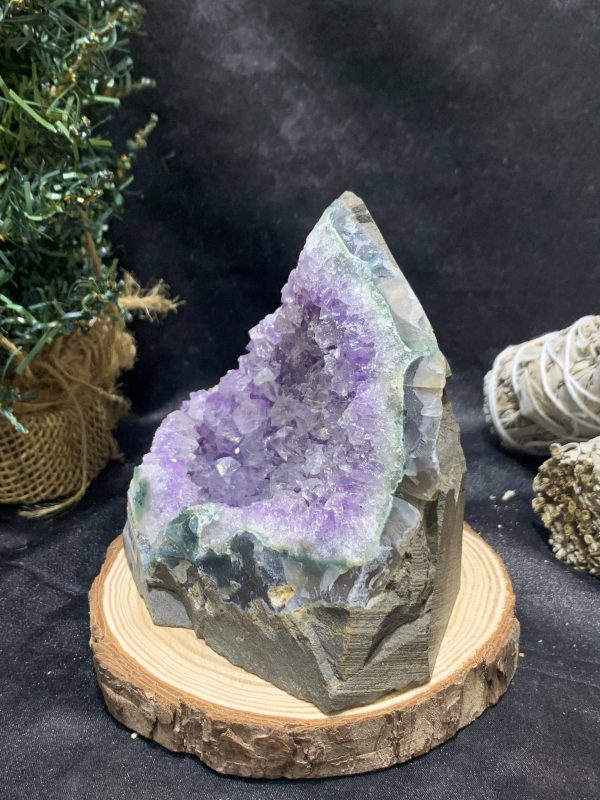 HỐC THẠCH ANH TÍM NHỎ – SMALL AMETHYST GEODE (TV421), KL: 0,714KG, KT: 11,4*11,5CM