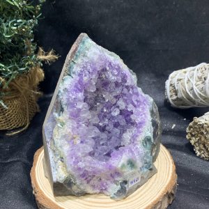 HỐC THẠCH ANH TÍM NHỎ – SMALL AMETHYST GEODE (TV421), KL: 0,714KG, KT: 11,4*11,5CM