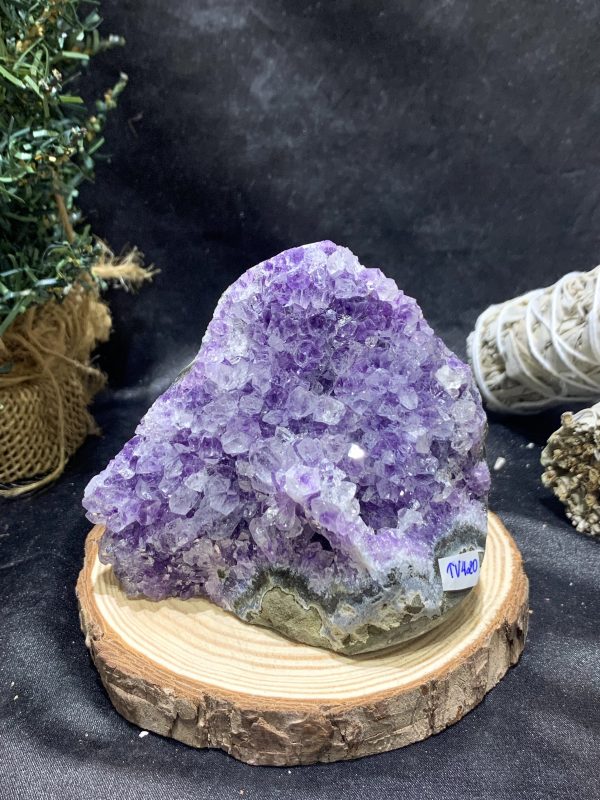 HỐC THẠCH ANH TÍM NHỎ – SMALL AMETHYST GEODE (TV420), KL: 0,496KG, KT: 9*9CM