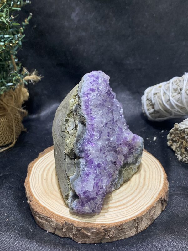 HỐC THẠCH ANH TÍM NHỎ – SMALL AMETHYST GEODE (TV420), KL: 0,496KG, KT: 9*9CM