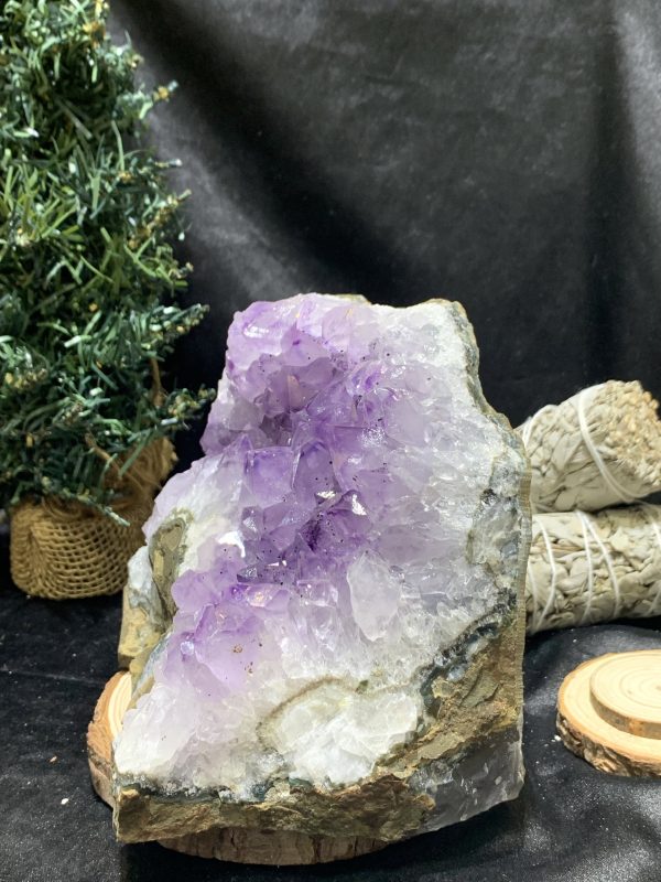 HỐC THẠCH ANH TÍM NHỎ – SMALL AMETHYST GEODE (TV416), KL: 2,076KG, KT: 15,2*11,4CM