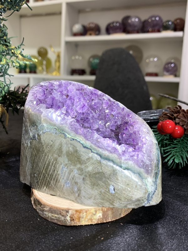 HỐC THẠCH ANH TÍM NHỎ – SMALL AMETHYST GEODE (TV433), KL: 1KG, KT: 11,5*7,5CM