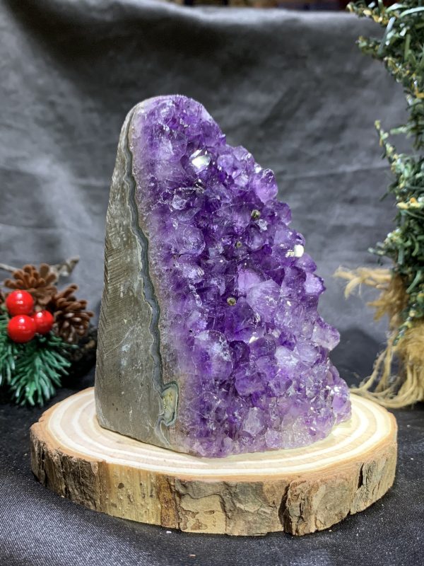 HỐC THẠCH ANH TÍM NHỎ – SMALL AMETHYST GEODE (TV466), KL: 0,715KG, KT: 13*6,5CM