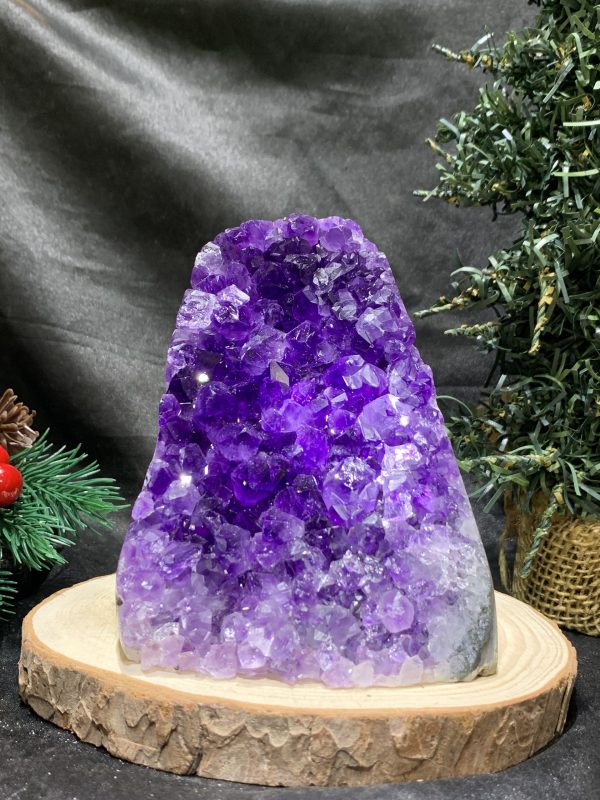 HỐC THẠCH ANH TÍM NHỎ – SMALL AMETHYST GEODE (TV487), KL: 0,695KG, KT: 12*8,5CM