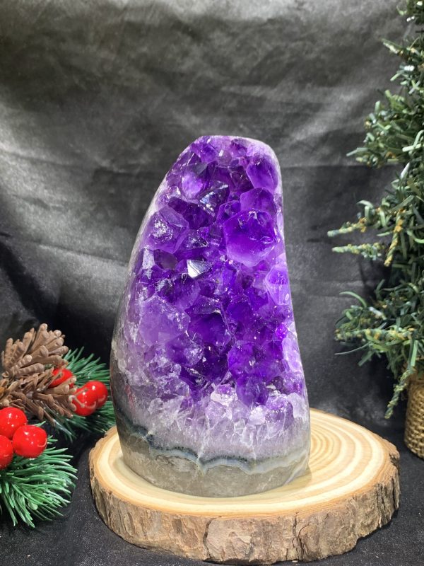 HỐC THẠCH ANH TÍM NHỎ – SMALL AMETHYST GEODE ( TV512), KL: 0,875KG, KT: 13*6,5CM