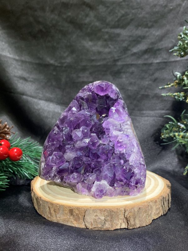 HỐC THẠCH ANH TÍM NHỎ – SMALL AMETHYST GEODE (TV462), KL: 0,645KG, KT: 11*7,5CM