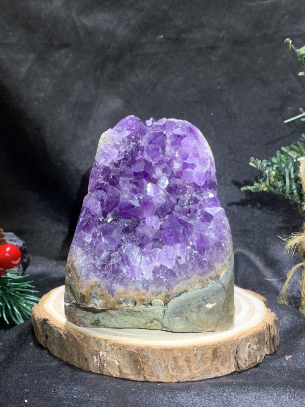 HỐC THẠCH ANH TÍM NHỎ – SMALL AMETHYST GEODE (TV492), KL: 0,65KG, KT: 12*7CM