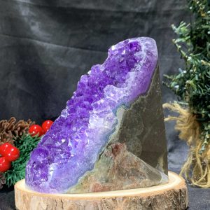 HỐC THẠCH ANH TÍM NHỎ – SMALL AMETHYST GEODE (TV488), KL: 0,71KG, KT: 13*7CM